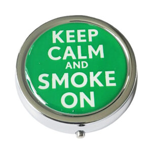 zakasbakje keep calm and smoke on groen zakasbakje met de tekst keep calm and smoke on