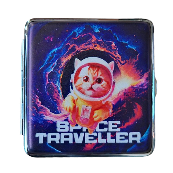 Sigarettenkoker kat space traveller