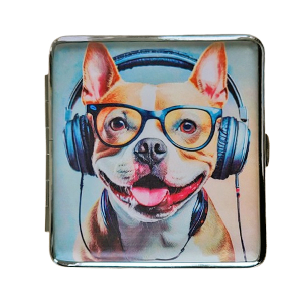 Sigarettenkoker hondje met bril en koptelefoon
