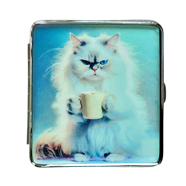 Sigarettenkoker witte kat met beker