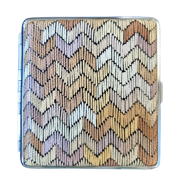 sigarettenkoker zigzag zand bruin Leuke sigarettenkoker met zigzagmotief